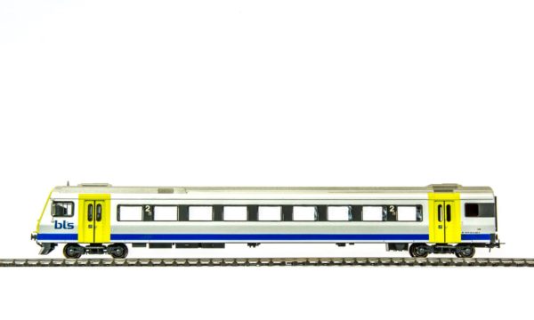 Liliput L388894 BLS NINA 2nd Class Control Cab Passenger Car